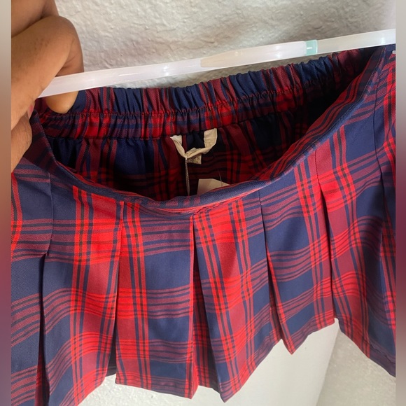 Pleated Skirt 💕 NEW - Picture 6 of 9